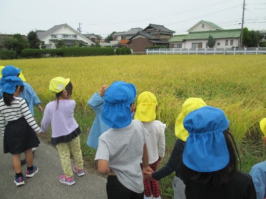 南部保育園の紹介(異年齢同士の関わり)