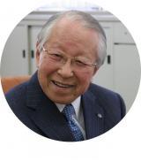 大沢勝さんが笑っている写真