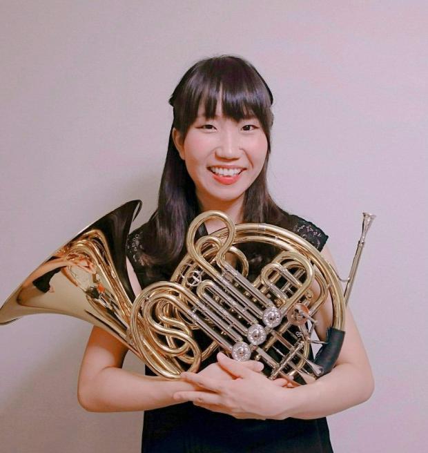 高橋由佳