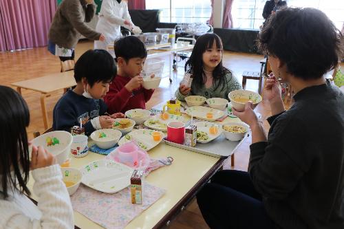 町内飲食店が保育園給食とコラボ2