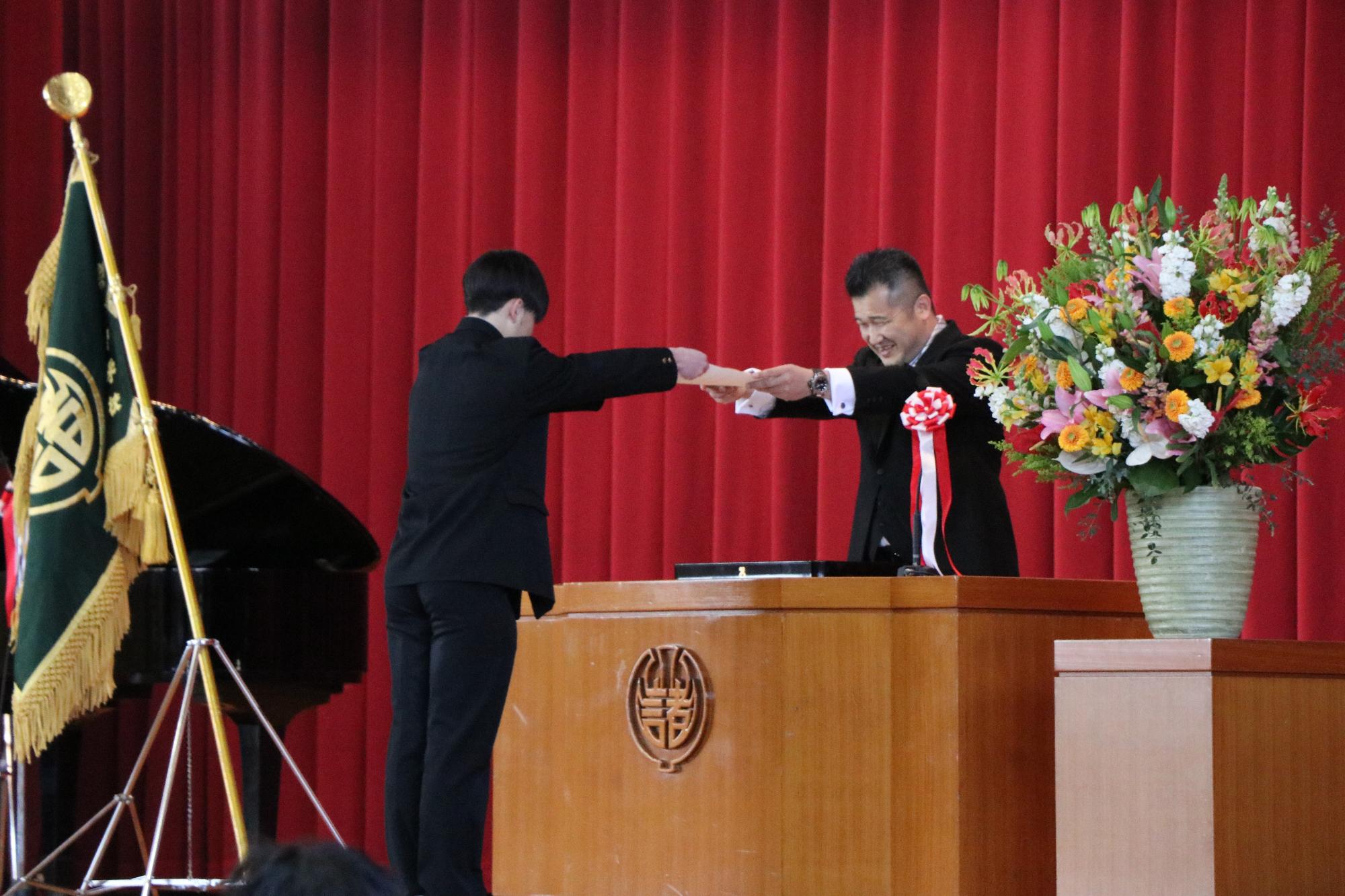 町立中学校卒業式1