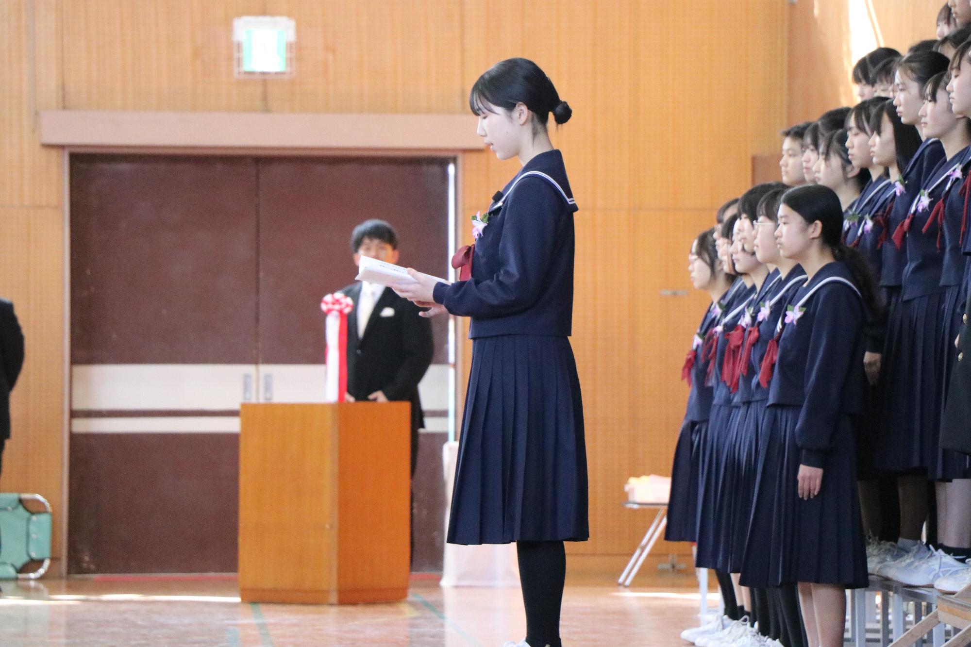 町立中学校卒業式2