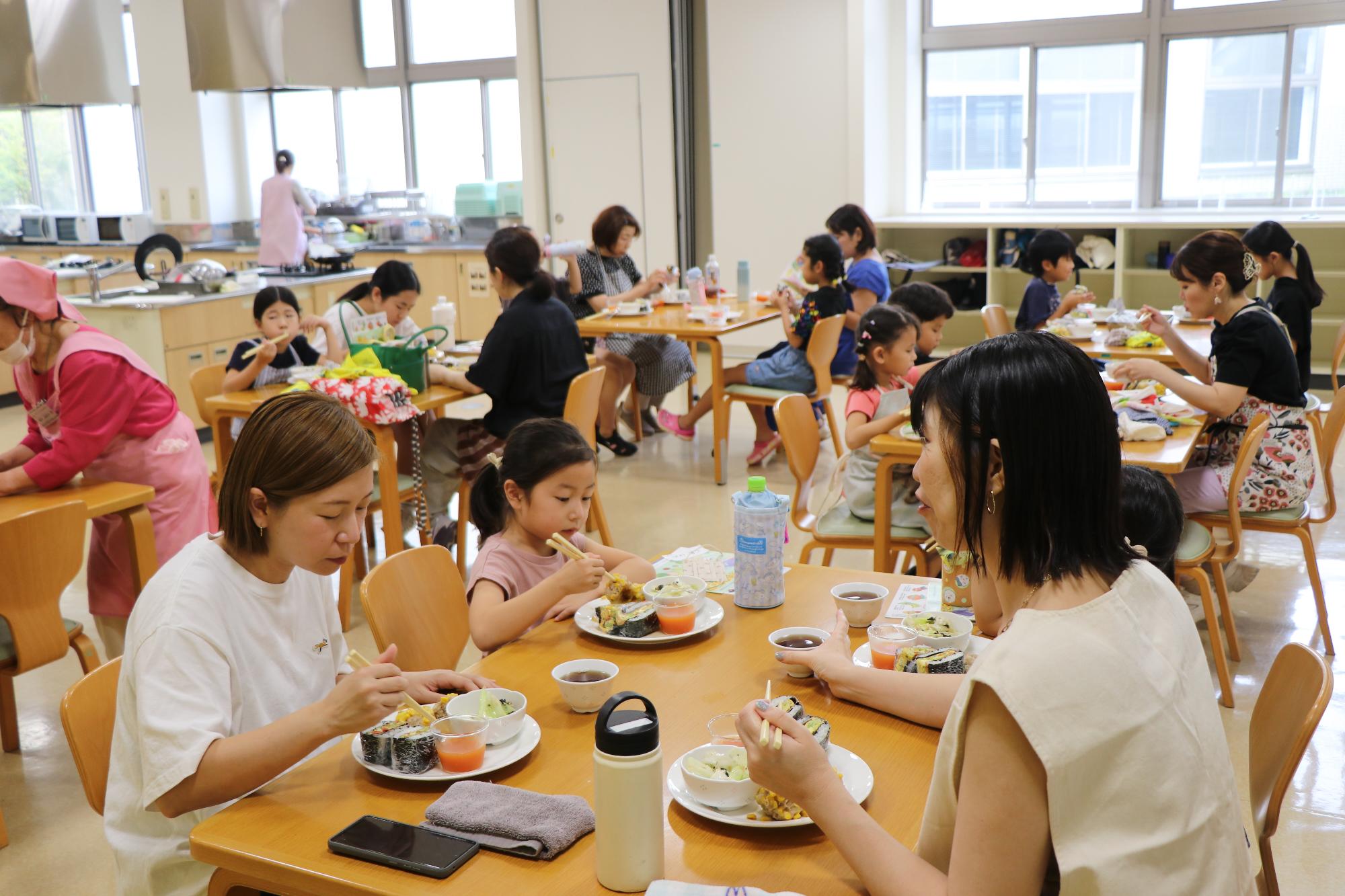 令和7年度親子料理教室(食事)