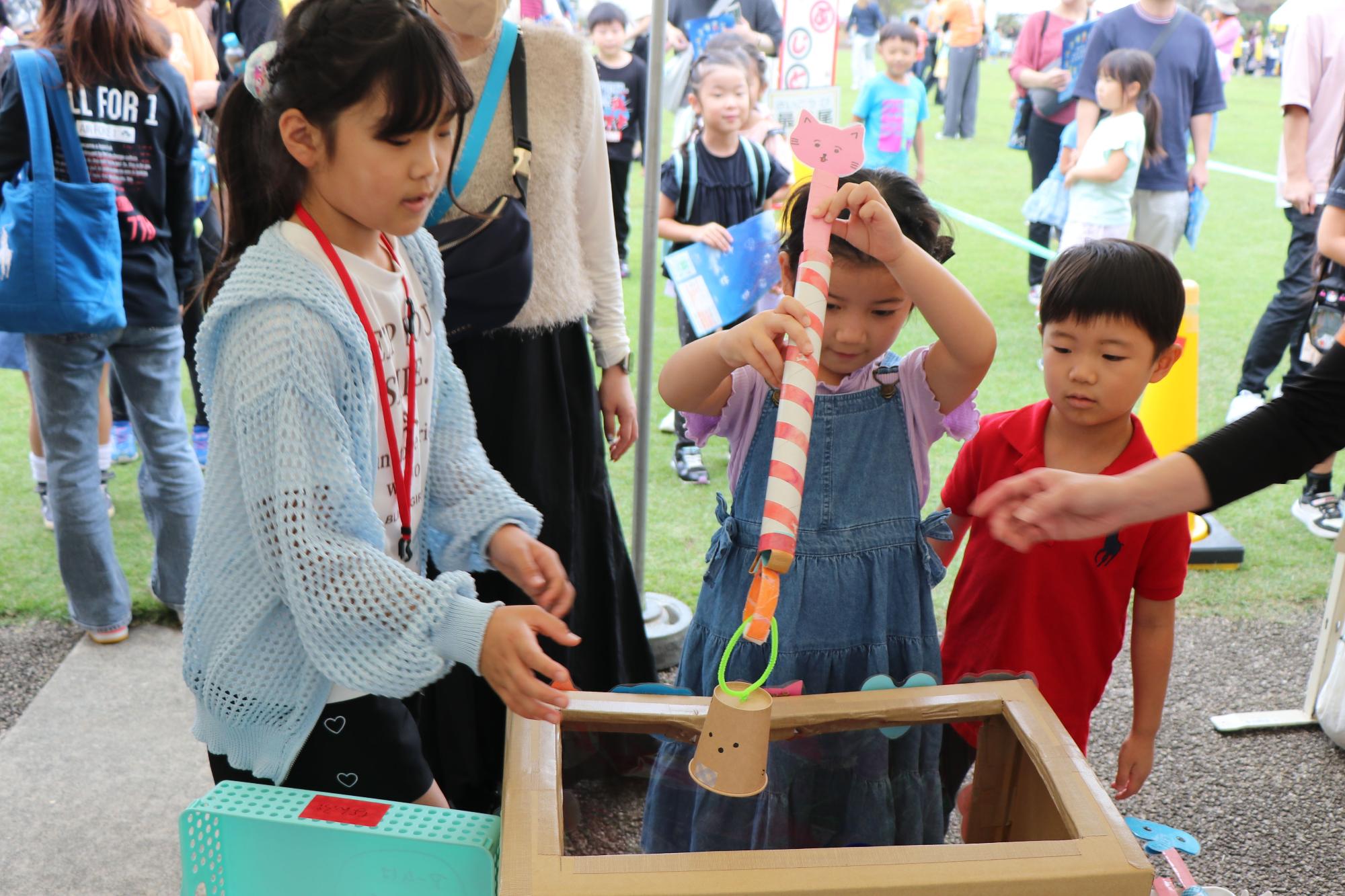 第22回じどうかんこどもまつり（ブースで遊ぶ）