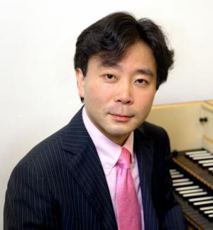チェンバロ奏者中野振一郎氏の顔写真